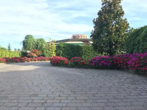 Additional image 1