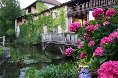 Offsite venue - Le Moulin du Roc thumbnail