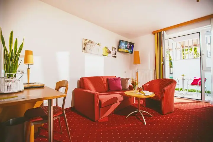 other image 0