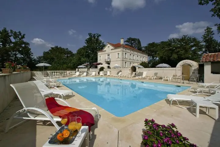 Offsite venue - Le Manoir St. Jean thumbnail