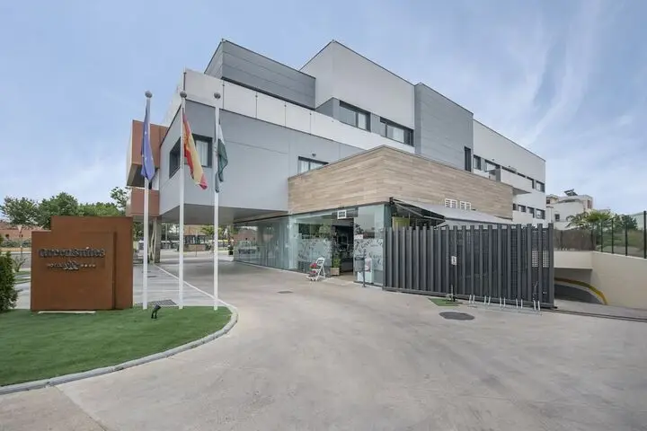 Additional image 2