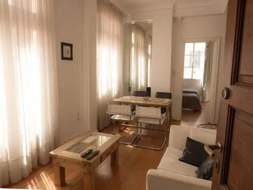 Offsite venue - Silencioso departamento antiguo thumbnail