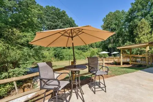 Offsite venue - Hickory Hideaway Patio Paradise with Community Pool thumbnail
