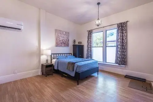 Offsite venue - Cozy 1 bedroom unit Located in Heart of Ogden thumbnail