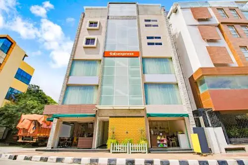 Offsite venue - FabExpress Kings Suites I thumbnail