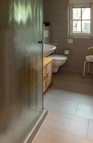 other image 0