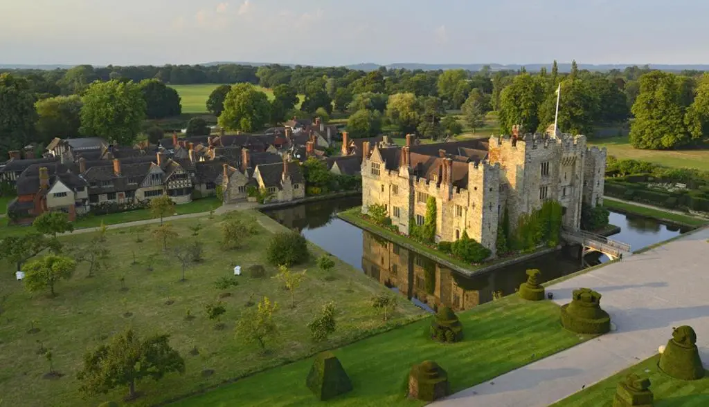 Offsite venue - Hever Castle Luxury Bed and Breakfast thumbnail