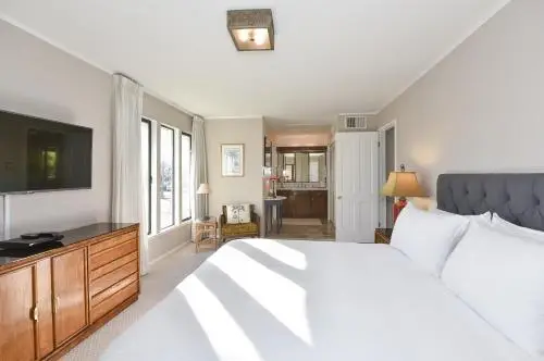 Offsite venue - 305 Northgate at Silverado in Napa condo thumbnail